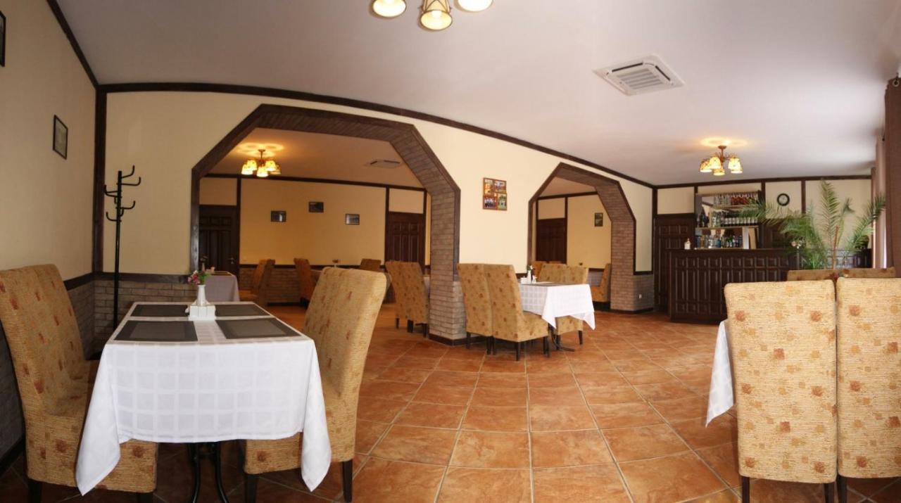 فندق Гірка سكول المظهر الخارجي الصورة